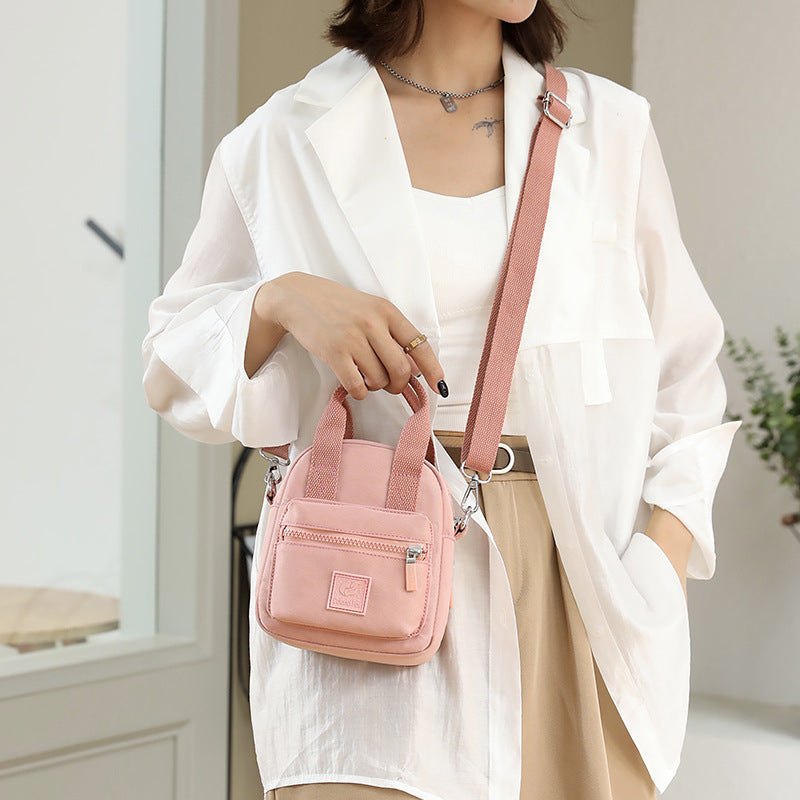 Wholesale Water Repellent Nylon Messenger Bag